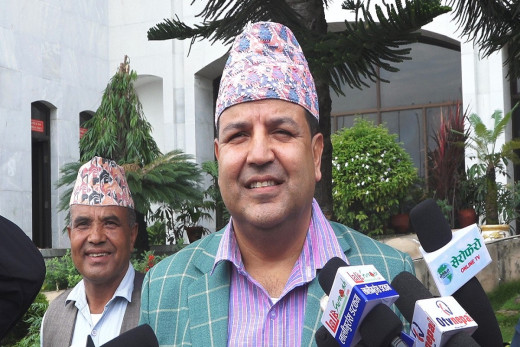 देश आतंककारी समूहले चलाएको जस्तो छ : सांसद शर्मा 